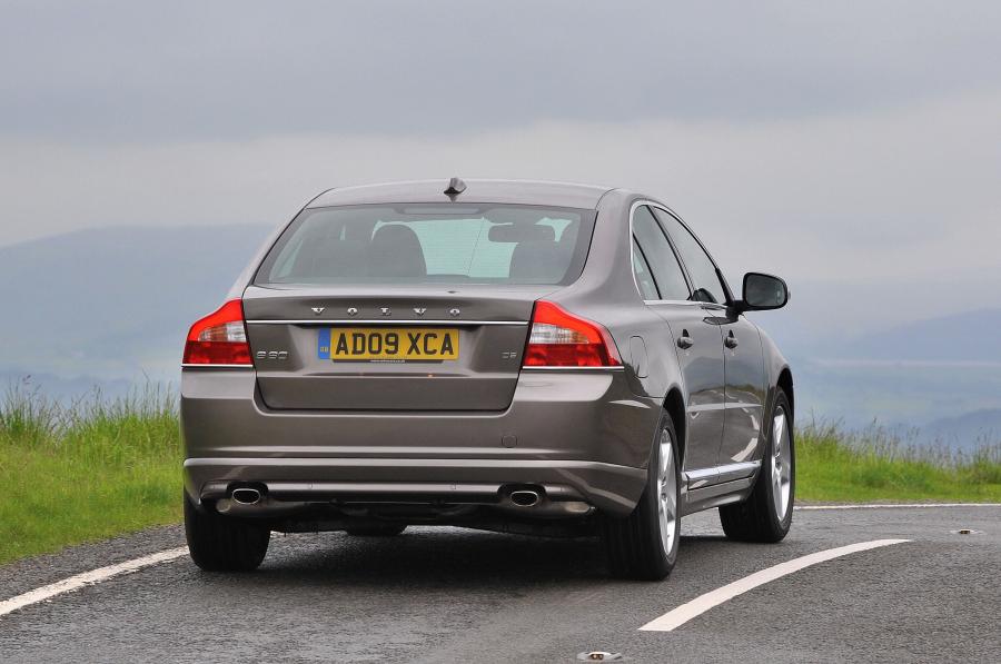  Volvo S80 2009 года  (фото 69 из 76)
